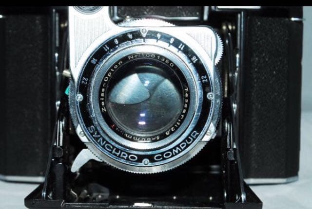 ★ZEISS IKON SUPER IKONTATessar 80 2.8 T*