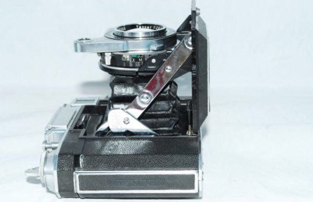 ★ZEISS IKON SUPER IKONTATessar 80 2.8 T*