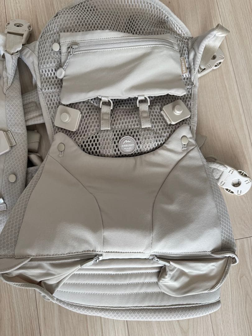 AirBuggy 抱っこ紐 ライトグレー