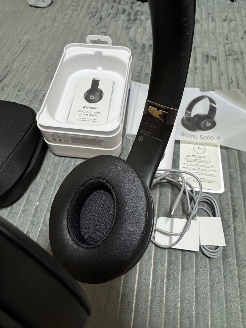 Beats Solo 4 ヘッドフォン マットブラック