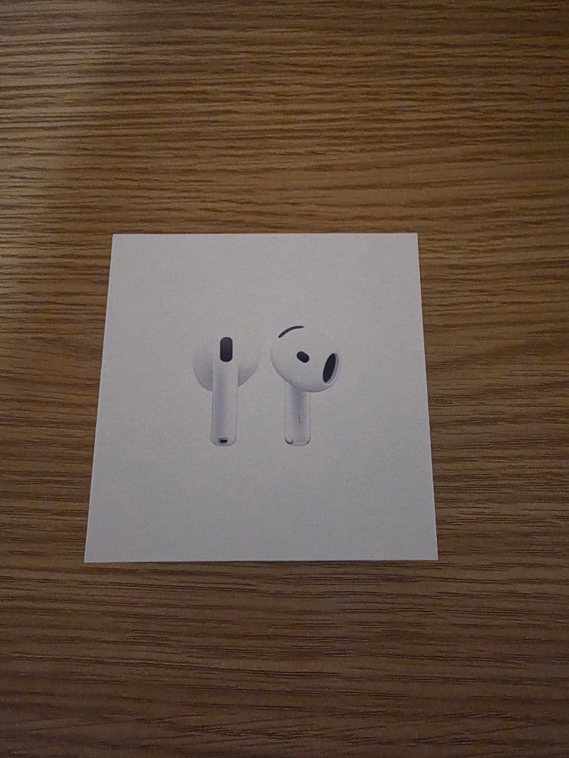新品未使用　AirPods 4