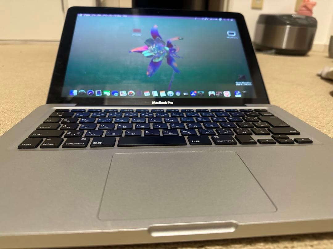 APPLE MacBookPro 13インチ MXK62J/A