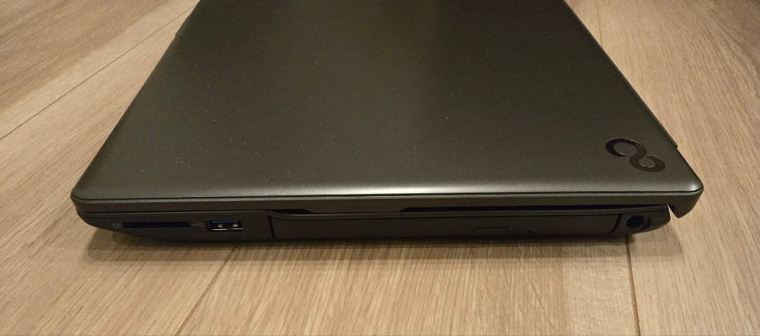 【ほぼ未使用】FMV LIFEBOOK AH50/TH Office搭載モデル