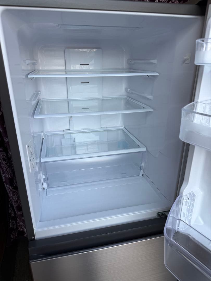 美品★日立3ドア冷蔵庫265L R-27RV（N）2022年製