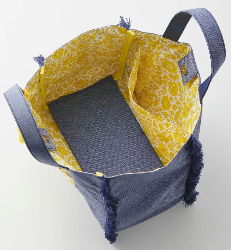 ファミリア　春のファミリアショー　限定　バッグ　vip　手刺繍