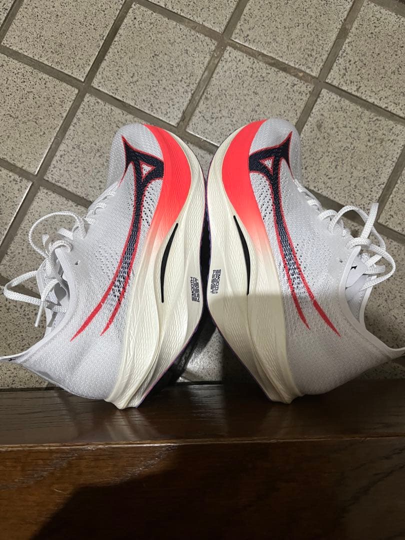 ミズノ　ウェーブリベリオンプロ3 メンズ25.5cm