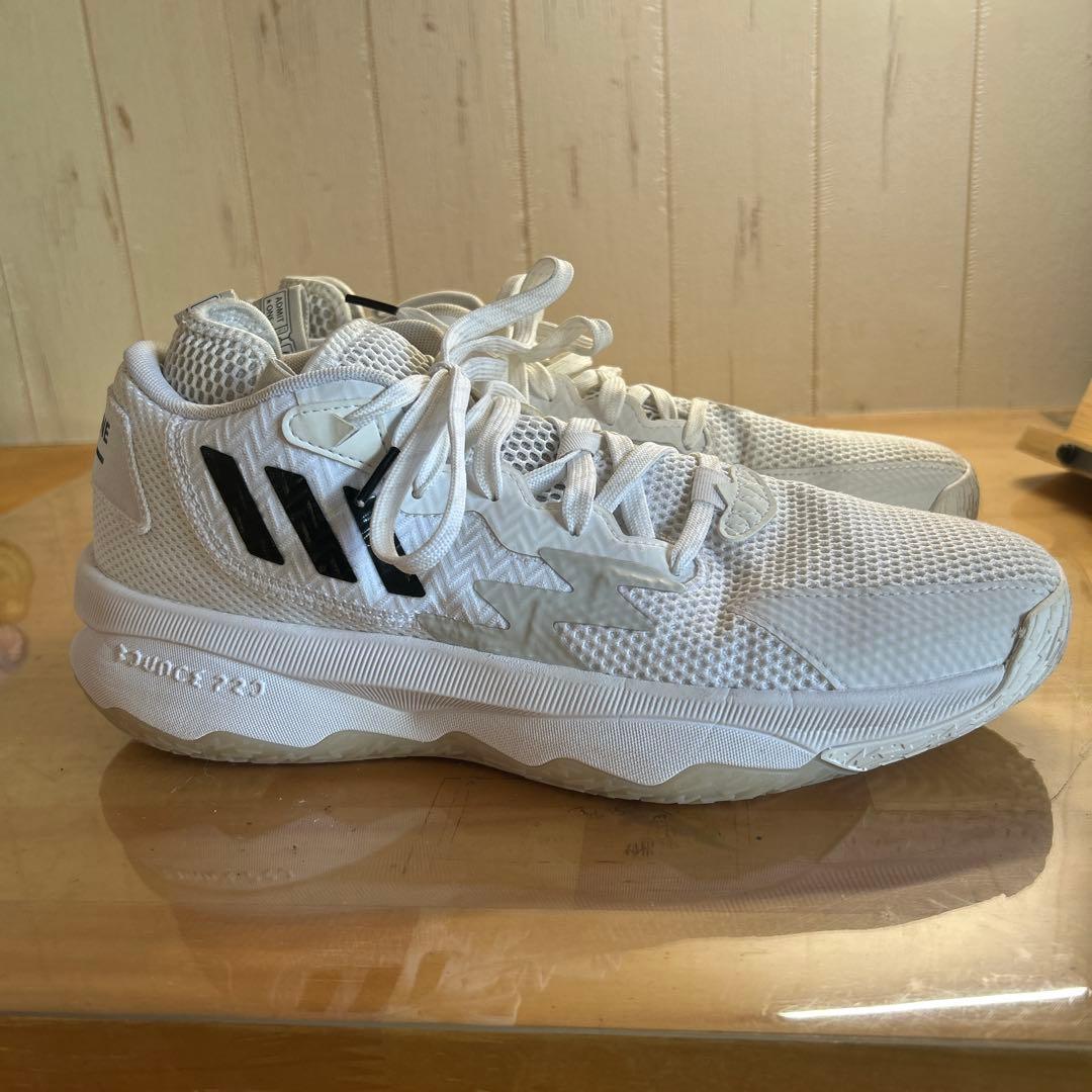 adidas DAME8 バッシュ