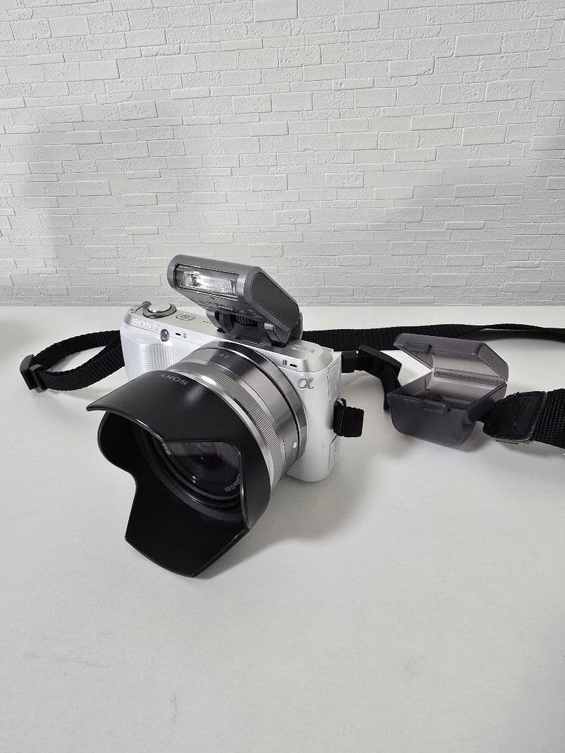 ☆SONYデジタル一眼カメラ α NEX-C3☆中古
