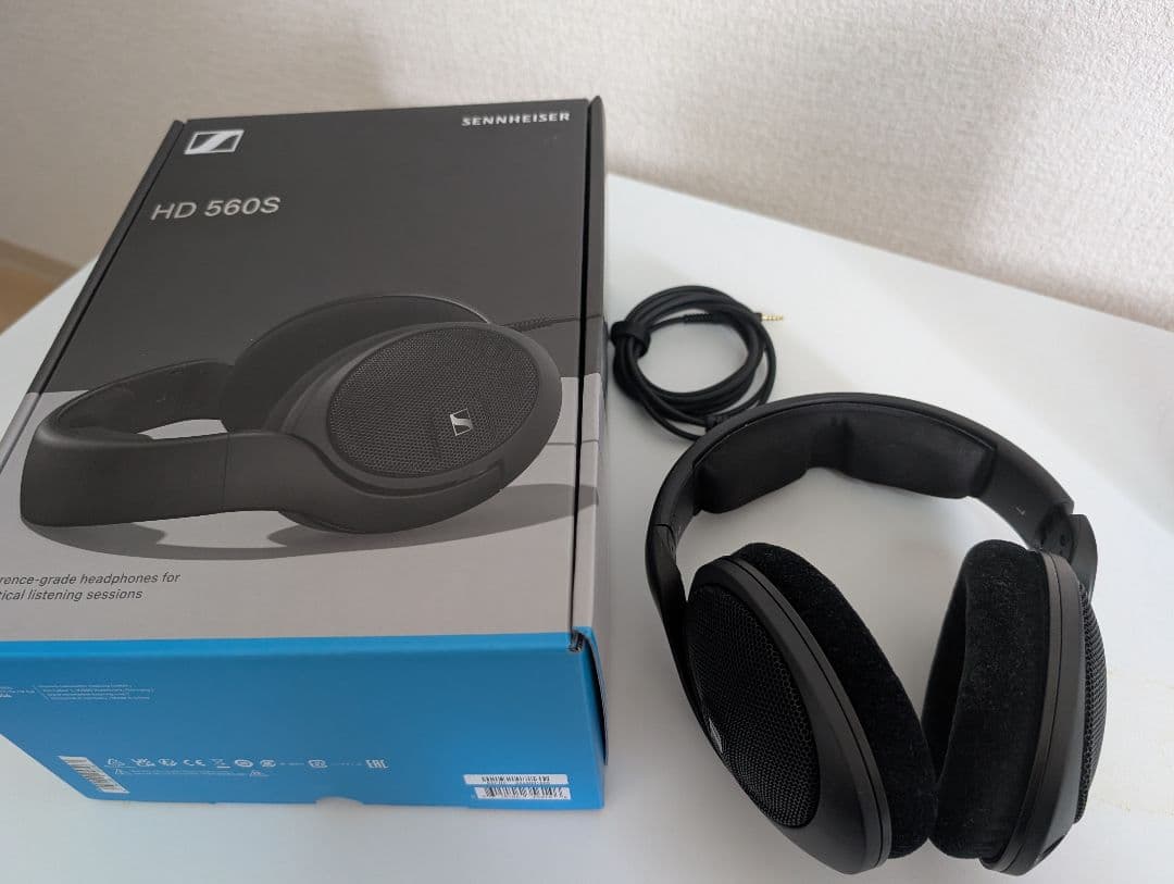 Sennheiser HD 560S ヘッドホン