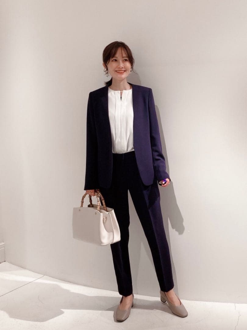 (未使用級)洗える　プラステ　トリアセブレンドノーカラーパンツスーツセットアップ