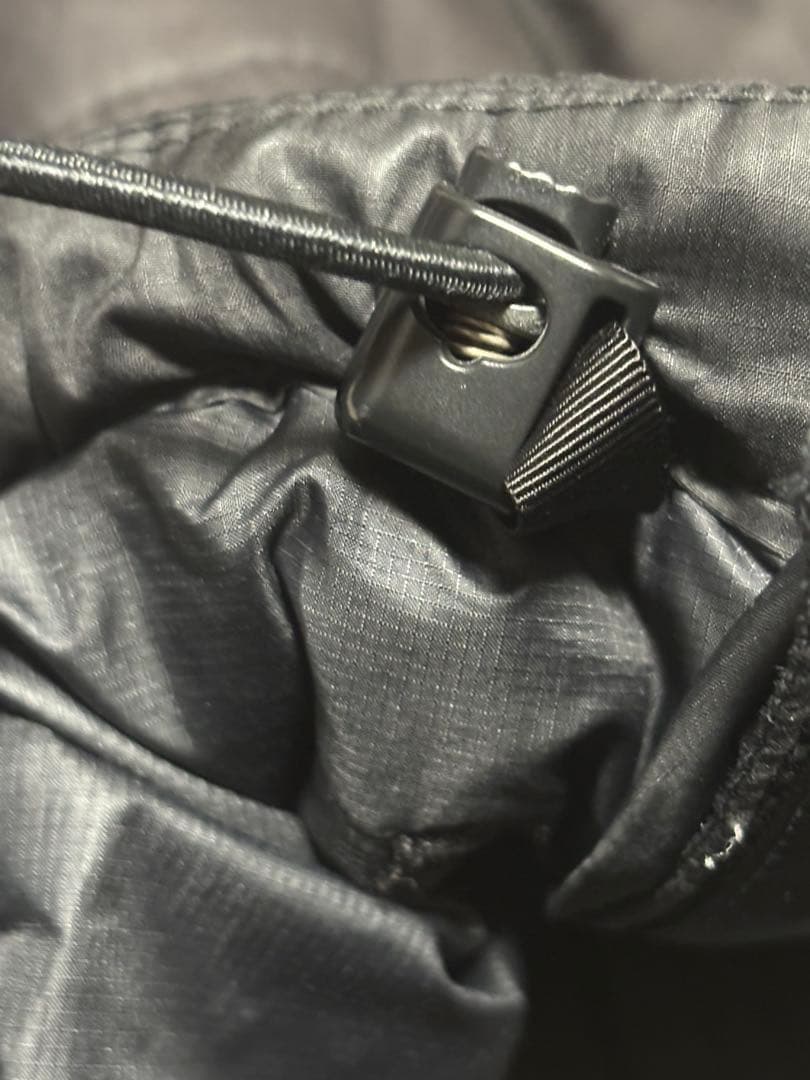 ユ*ウ様 Patagonia ブラック ダウンジャケット フード付き