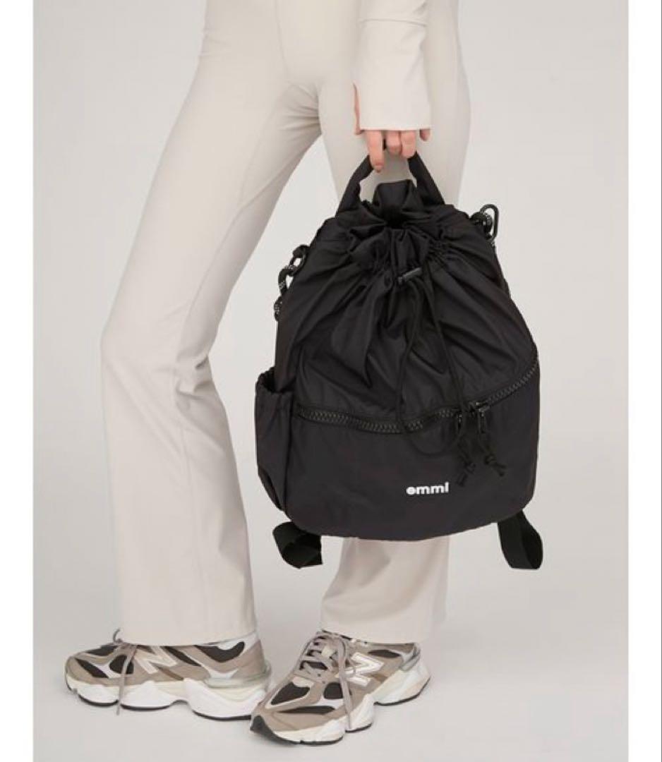 emmi ロゴマルチバックパック　3WAY ブラック　黒
