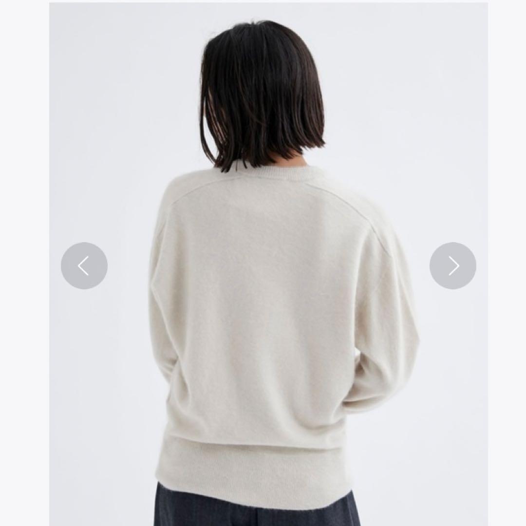 ATON エイトン ／ CASHMERE FUR Ｖネックセーター