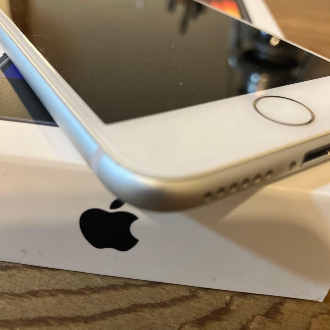 スマートフォン本体 iPhone8 64G