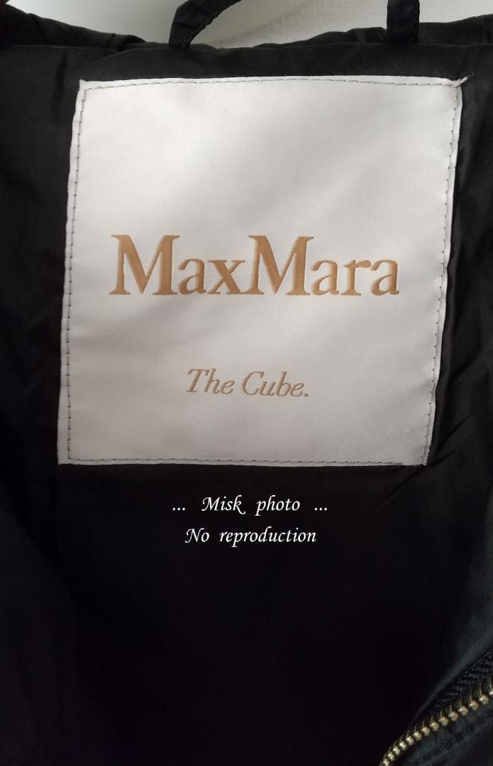 Max Mara THE CUBE '23モデルフーディダウンジャケット 黒