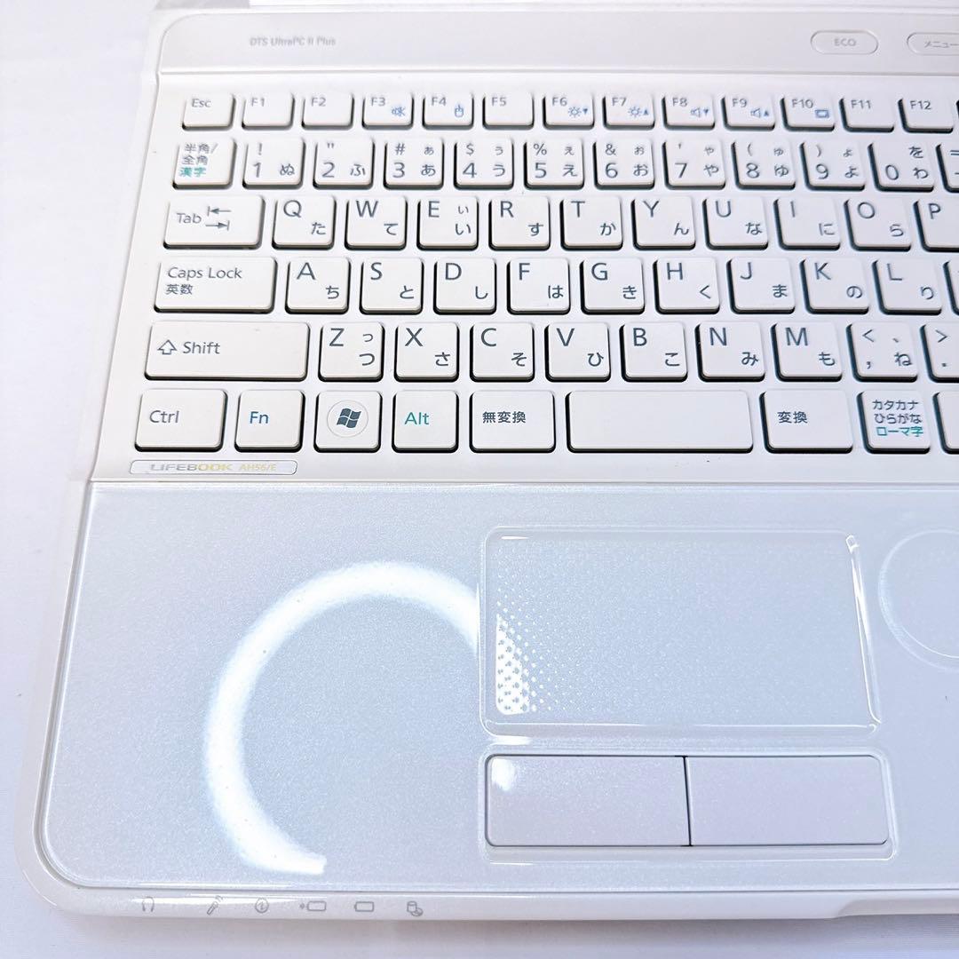 訳あり破格❤️ホワイトノートパソコン❤️大人気富士通❤️Windows11❤️すぐ使える