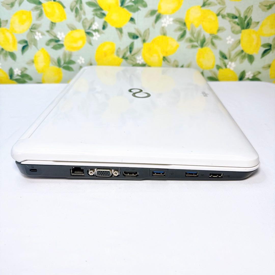 訳あり破格❤️ホワイトノートパソコン❤️大人気富士通❤️Windows11❤️すぐ使える