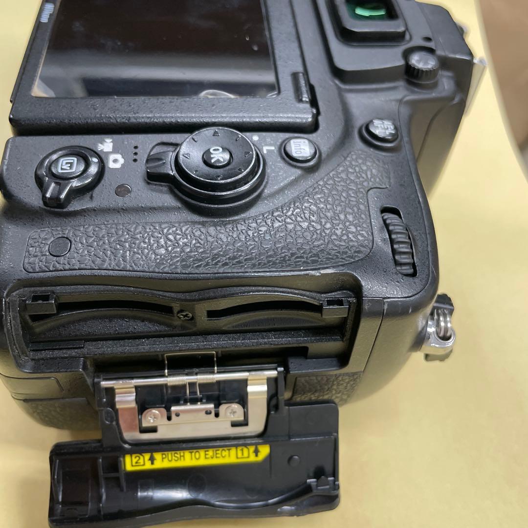 ジャンク Nikon D750 デジタル一眼レフカメラ