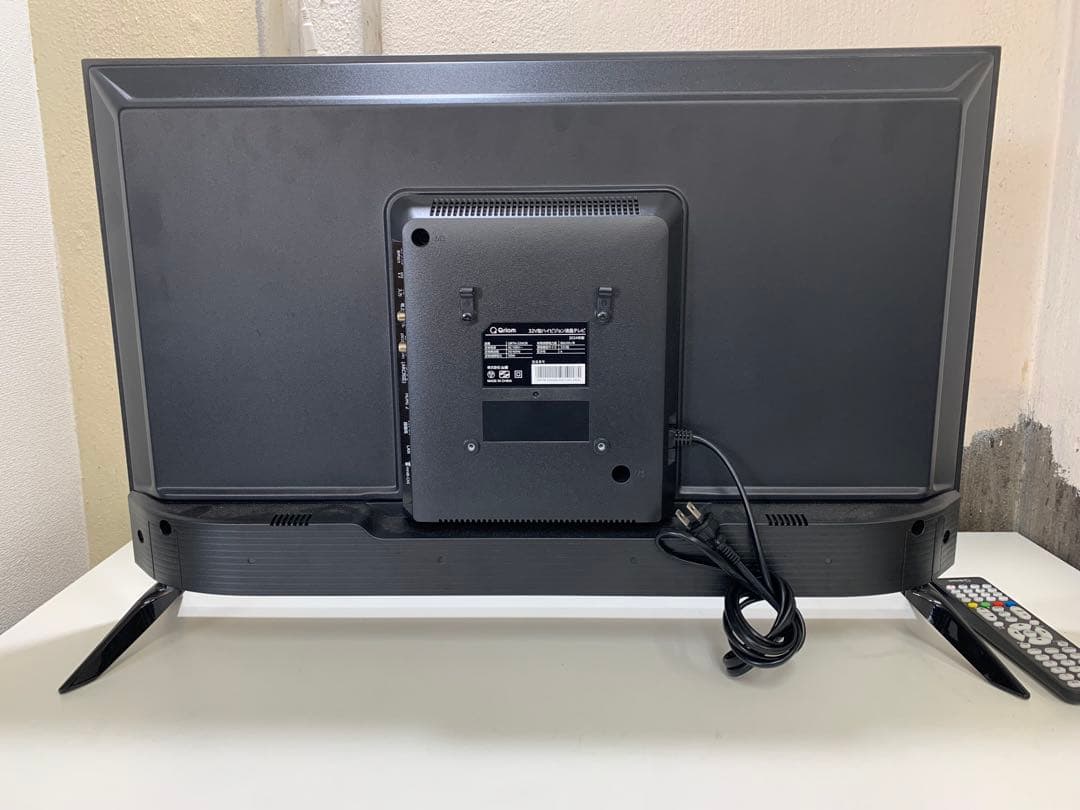 kj249 山善 Qriom 液晶テレビ QRTN-32W2K 24年製　動作品