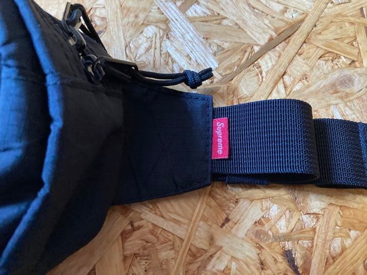 supreme シュプリーム　ウエストバック