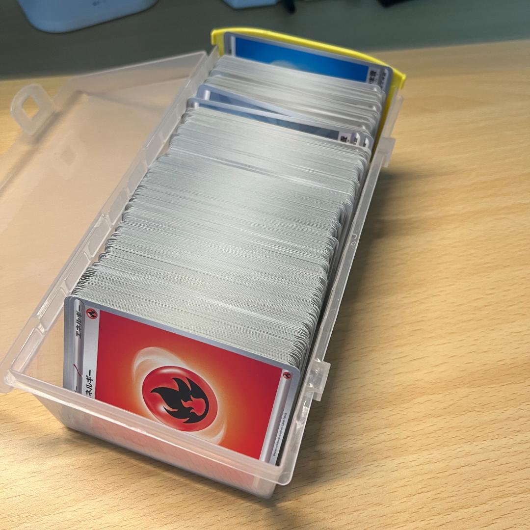 ポケモンカード　引退　まとめ売り　カード2000枚以上　スリーブ　ケースなど