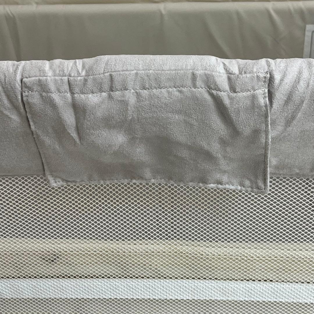 美品　ココネルエアープラス　ホワイトベージュ　9X196CXXJ アップリカ