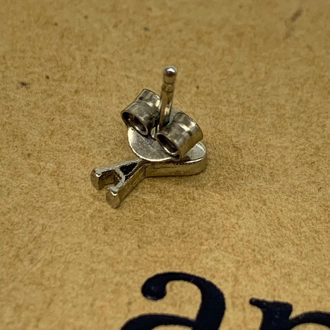 ☆▲美品　 Ami ピアス amiparisハートモチーフ 片耳用ピアス 中古品