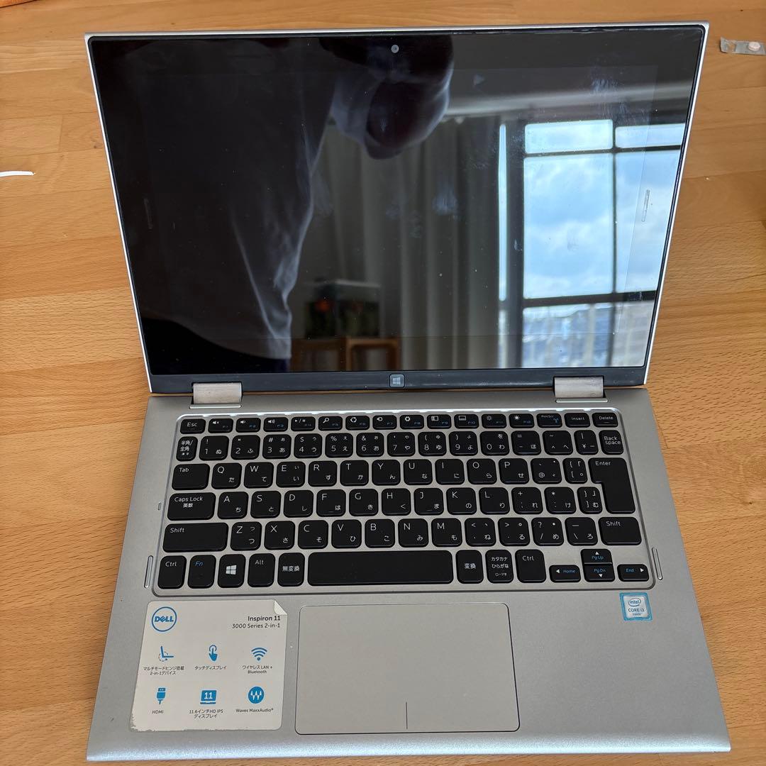 Dell タッチスクリーンノートパソコン