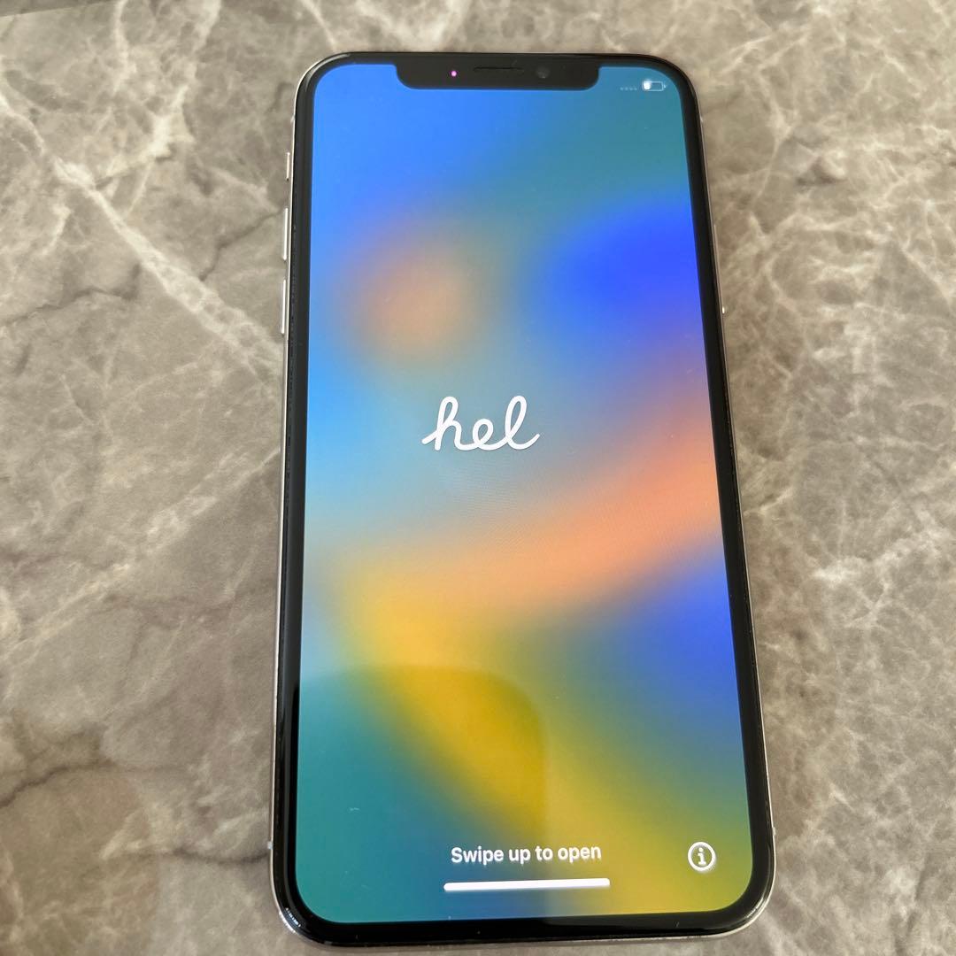 【美品】Apple iPhone X シルバー 本体