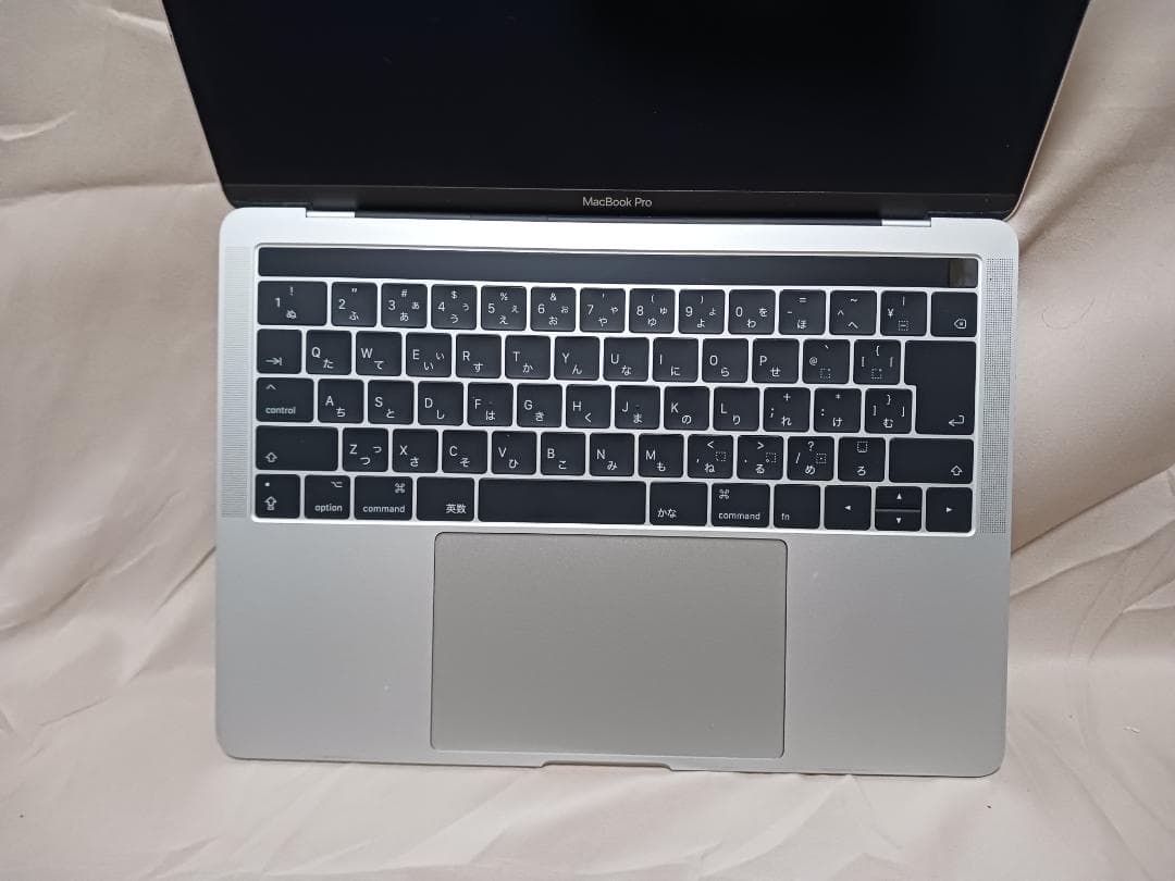 MacBook Pro (13インチ, 2017, T3 x 4) 　A1706