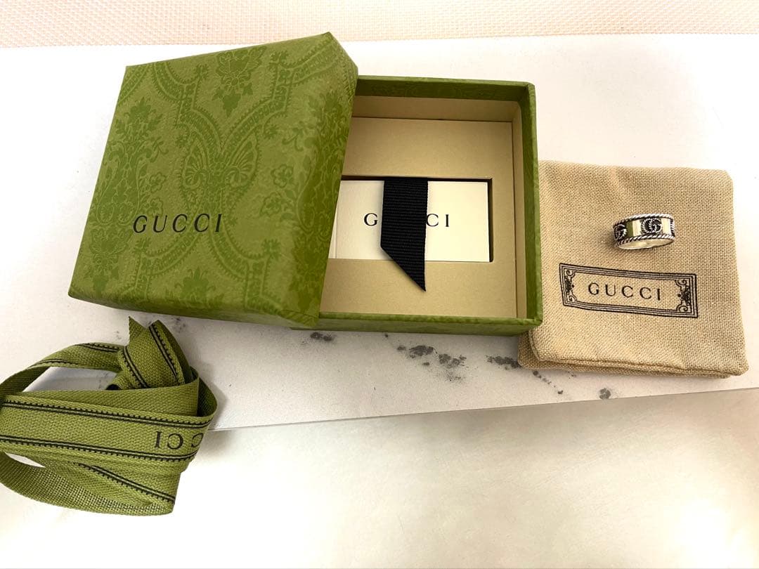 GUCCI シルバーリング 保存袋付き