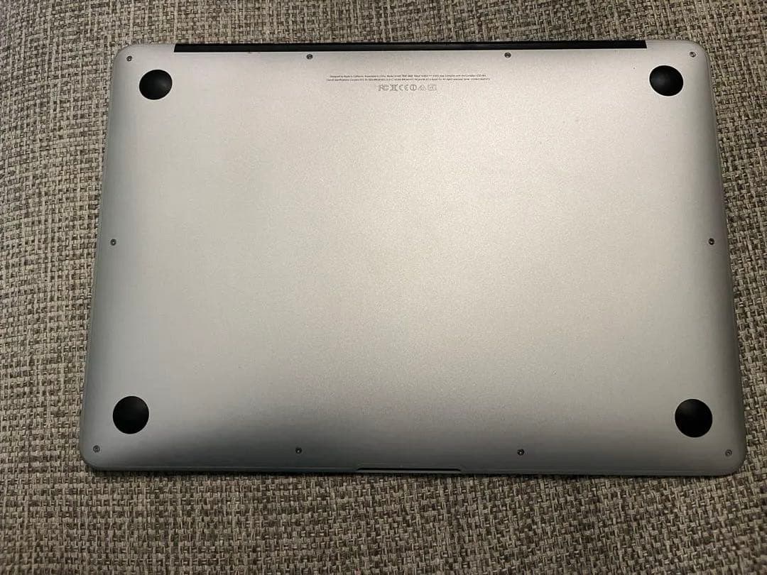 【オマケあり】MacBook Air i5 8GB 13インチA1466