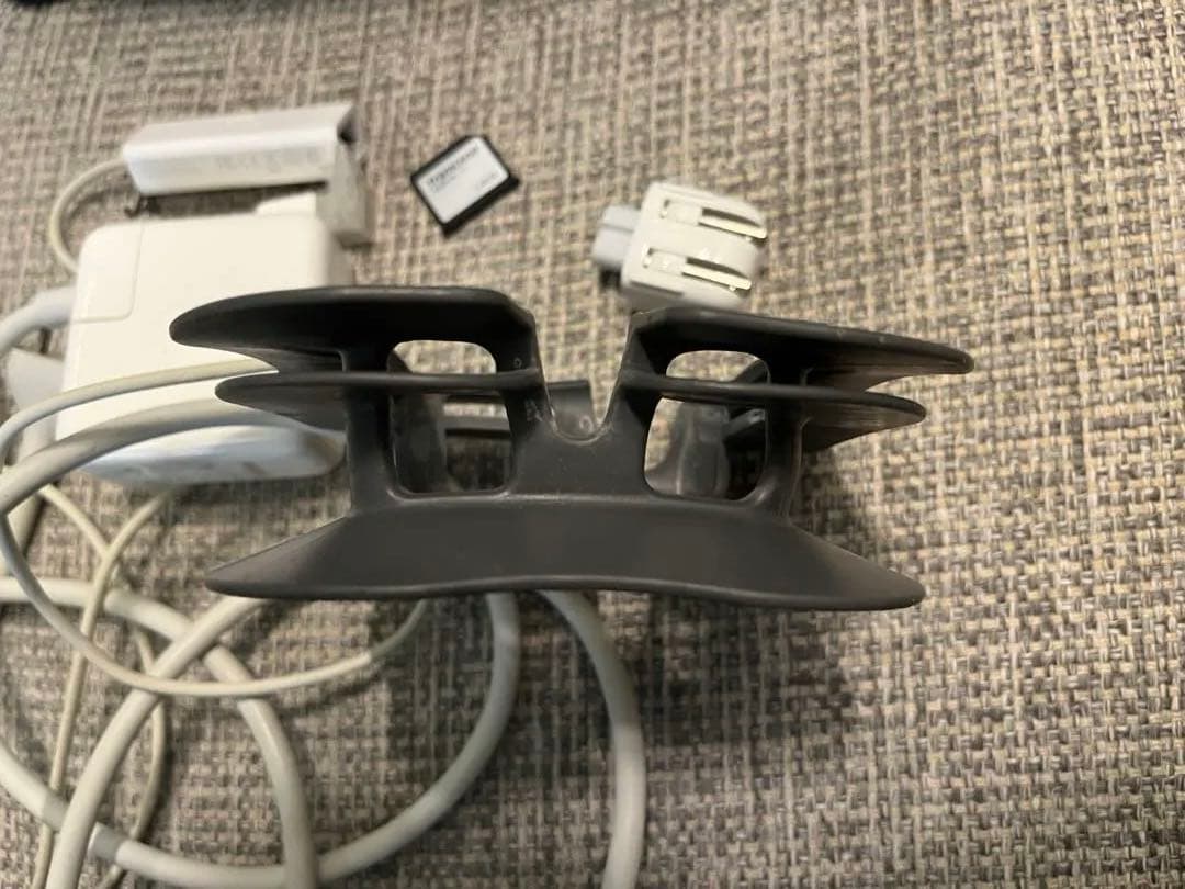 【オマケあり】MacBook Air i5 8GB 13インチA1466