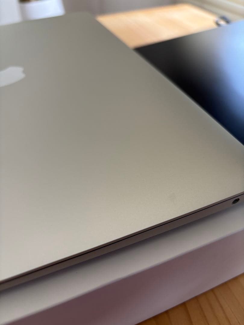 Apple MacBook Air 13インチ M1 2020