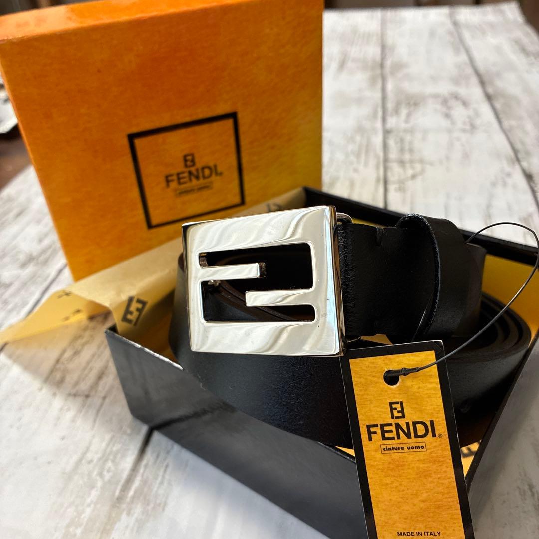 FENDI ベルト ②