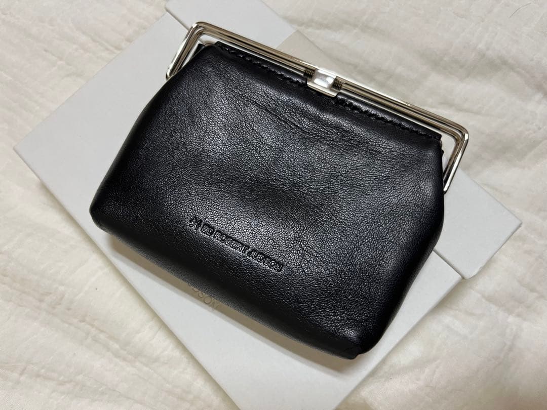 ED ROBERT JUDOSONのレザーがま口ケース