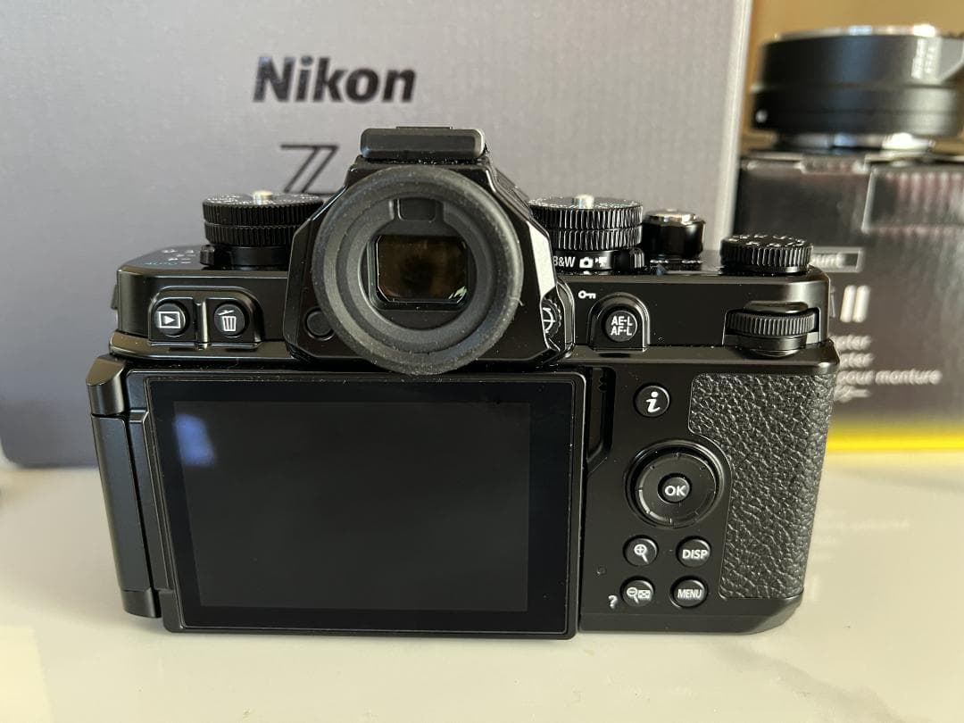 極美品 Nikon Zf ボディ ブラック シャッター回数285枚 付属品多数