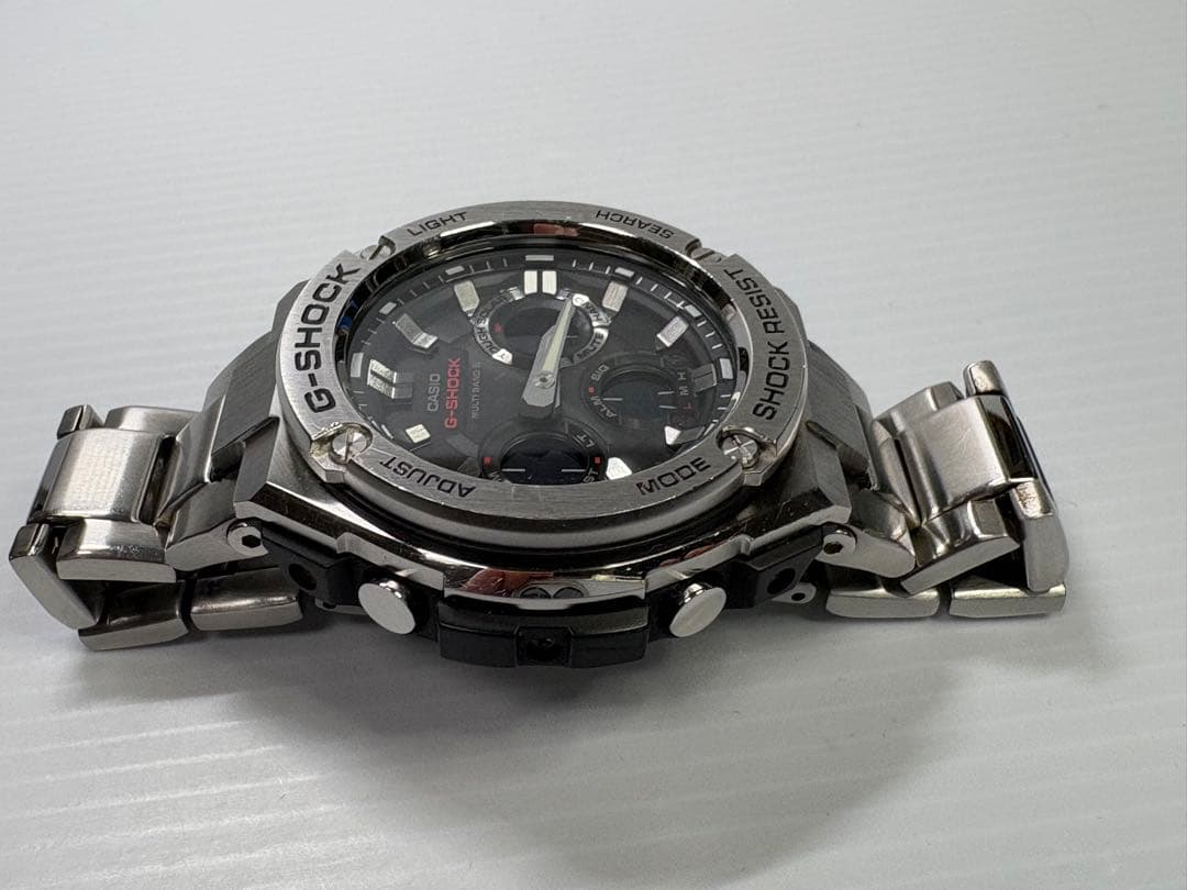 美品❗️CASIO・G-SHOCK・GST-W110D-1AJF・電波ソーラー