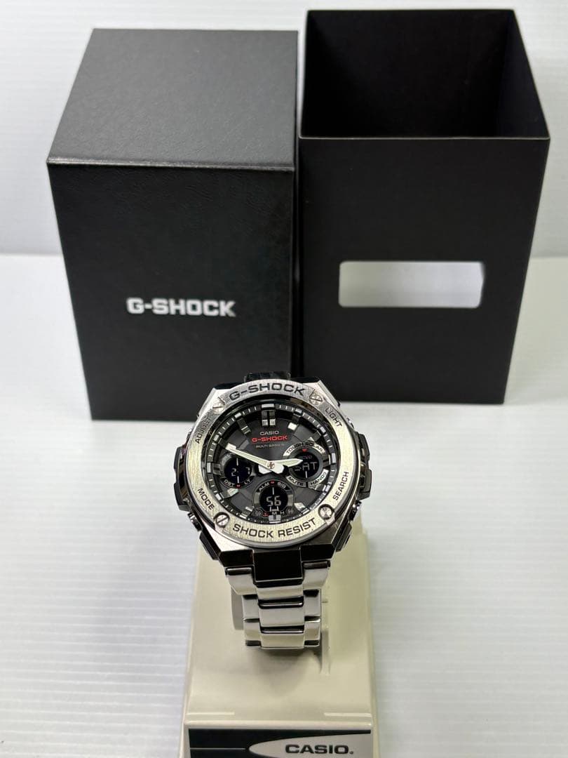 美品❗️CASIO・G-SHOCK・GST-W110D-1AJF・電波ソーラー