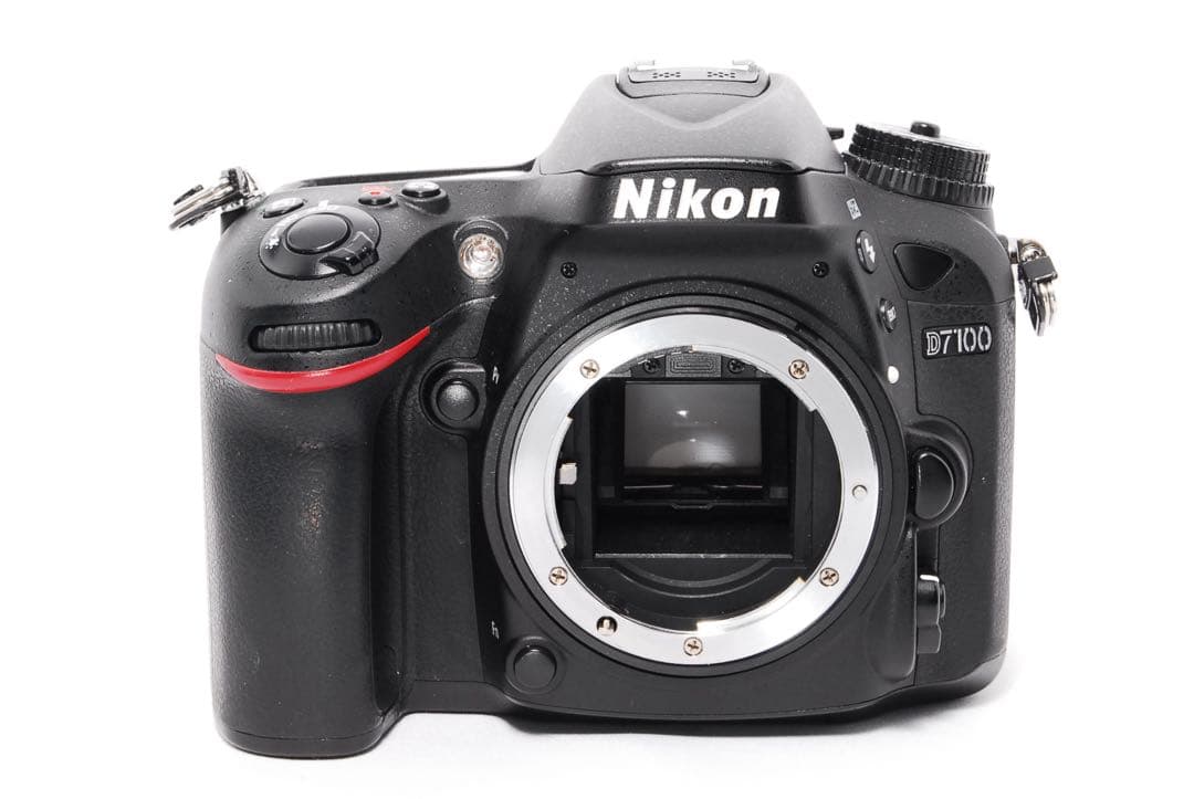 初心者オススメハイアマチュア◆Nikon D7100◆すぐ使える◆一眼レフカメラ