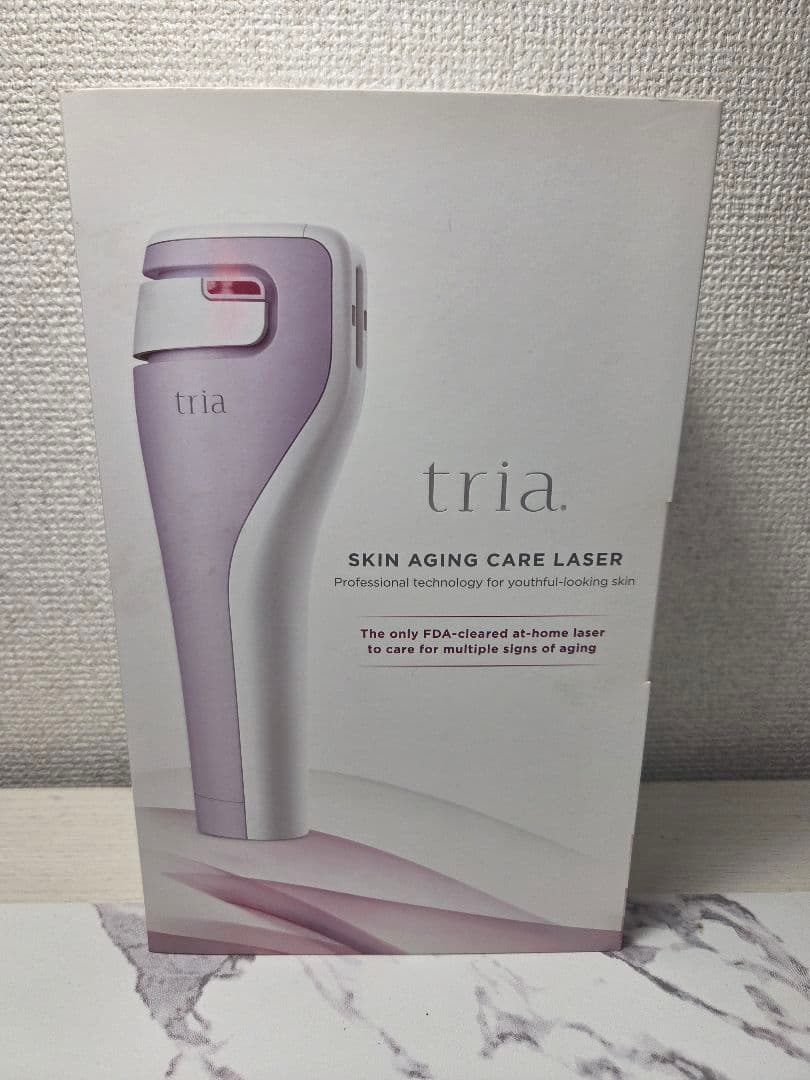 【美品】tria トリア　スキン　エイジングケアレザー