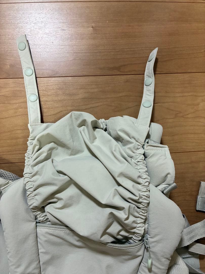 ピトレクス　ユナイテッドアロウズ　グリーンレーベル　抱っこ紐 ベージュ