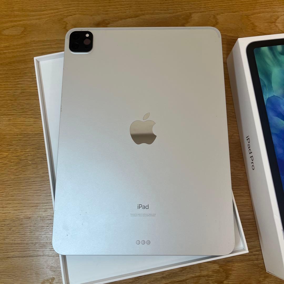 Apple iPad Pro 11インチ 第二世代　シルバー