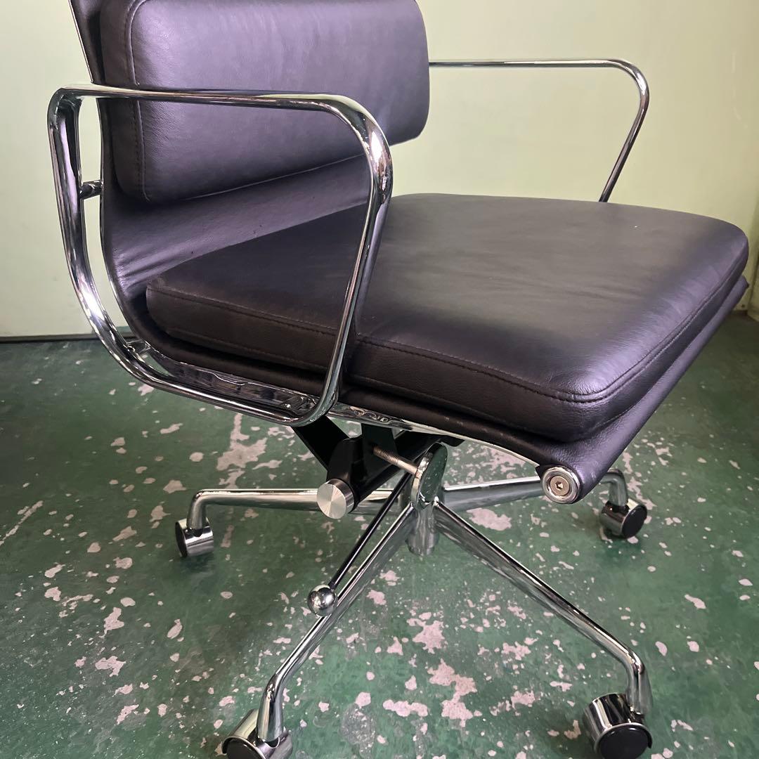 7*7様 イームズ アルミナム マネジメントチェア ソフトパッド 椅子 リプロダ