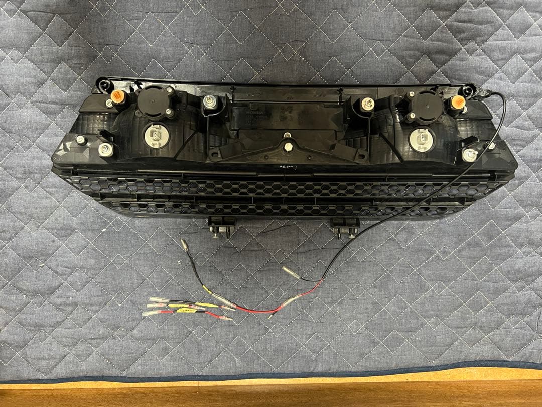 S660リアセンターガーニッシュ　テール