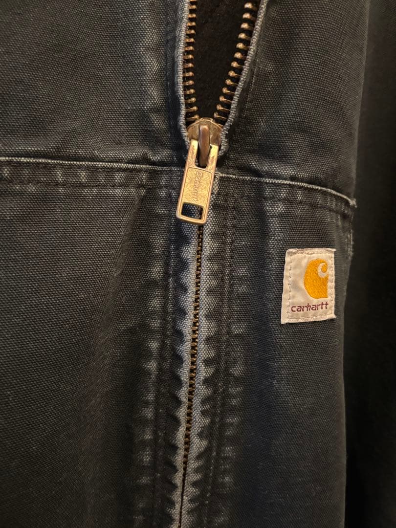 【やま】Carhartt アクティブパーカー