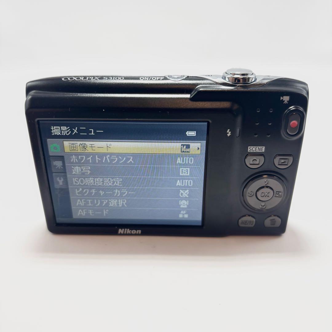 【極美品】Nikon COOLPIX S3100 シャンパンシルバー