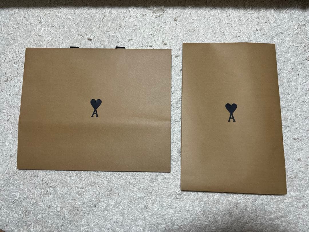 AMI PARIS (アミパリス) ワンポイントロゴフルジップ パーカー グレー