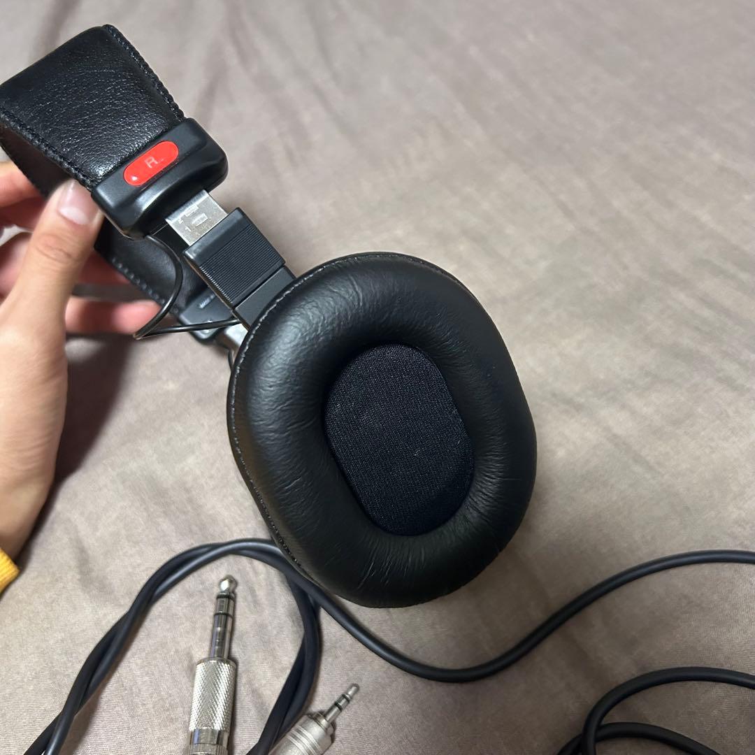 美品　SONY MDR-CD900ST モニターヘッドホン ヘッドホン 有線
