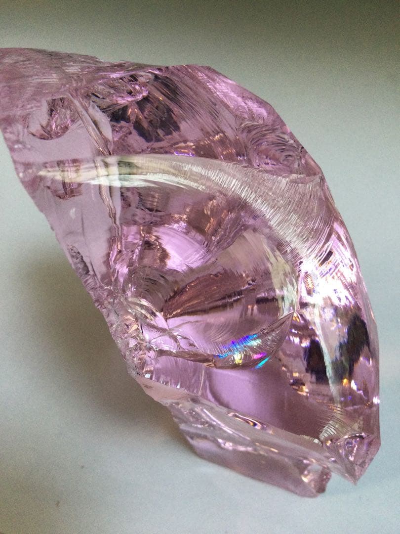 アンダラクリスタル虹入り原石　& ガーデン水晶6角柱　水晶　観賞石